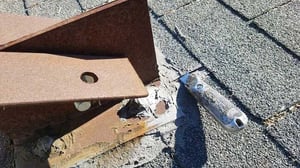 Poor Seal Bracket Poor Seal Bracket